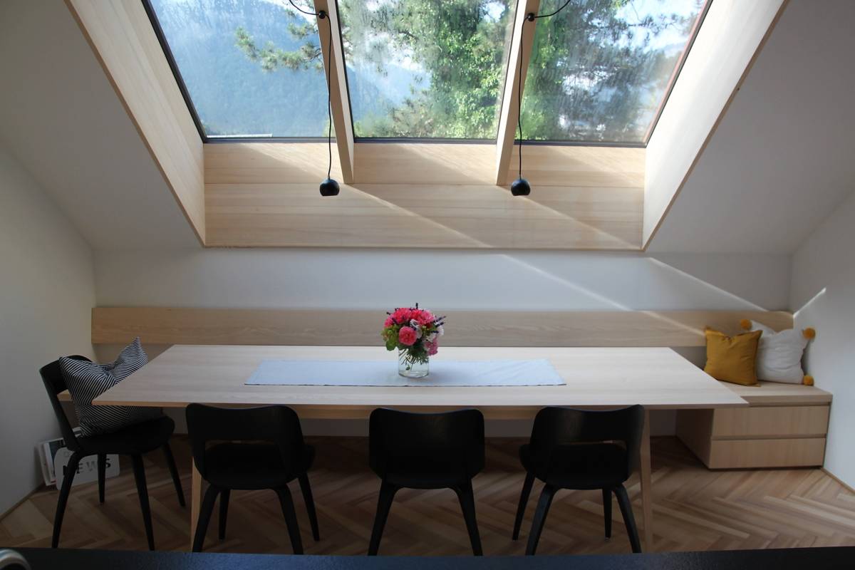 Möbel_Esche_Bezau_Tisch