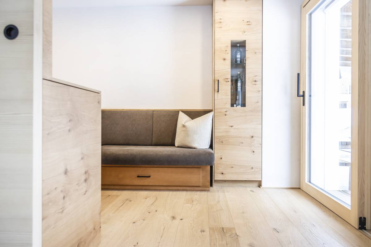 Barmöbel Glas Whisky Eiche rustikal Wohnzimmer