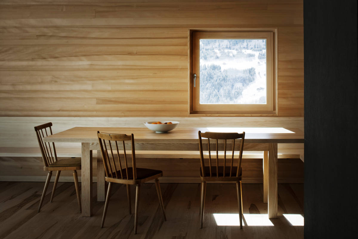 Tisch Fenster Massiv Fontanella