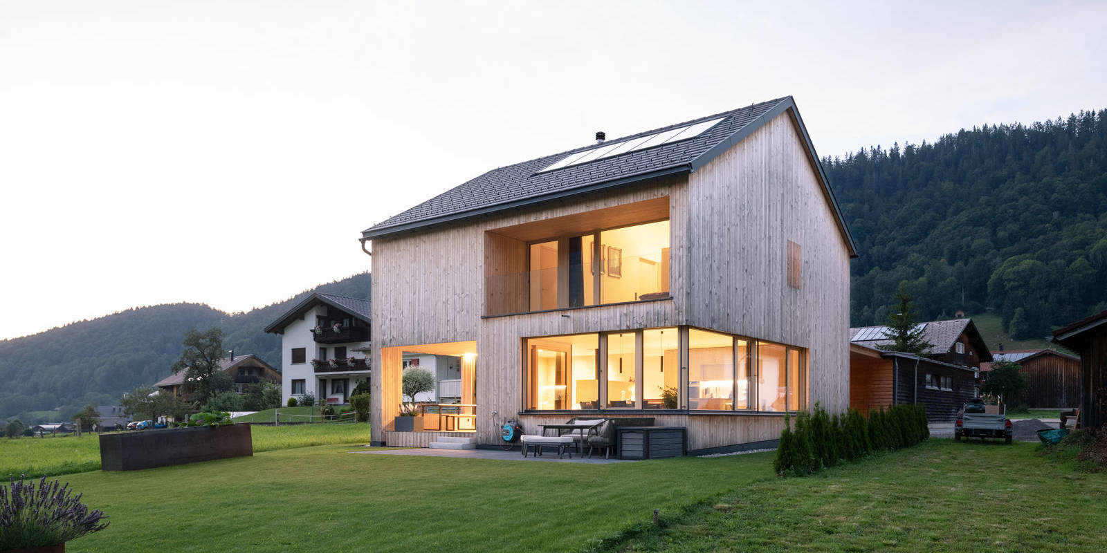 10345-cover-1600x1080