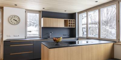 Fenix Eiche Küche Insel Weinregal