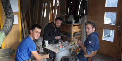 Mittagspause Mitarbeiter Spaß z`nünnar