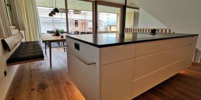 Insel Weiß Handtuchhalter Stein