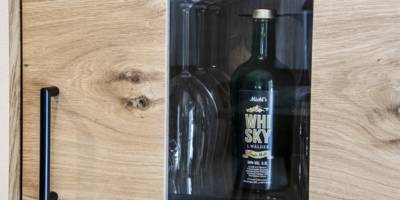 Barmöbel Glas Whisky Eiche rustikal