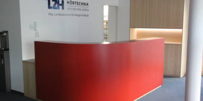 Möbel LZH Röthis rund rot Lack