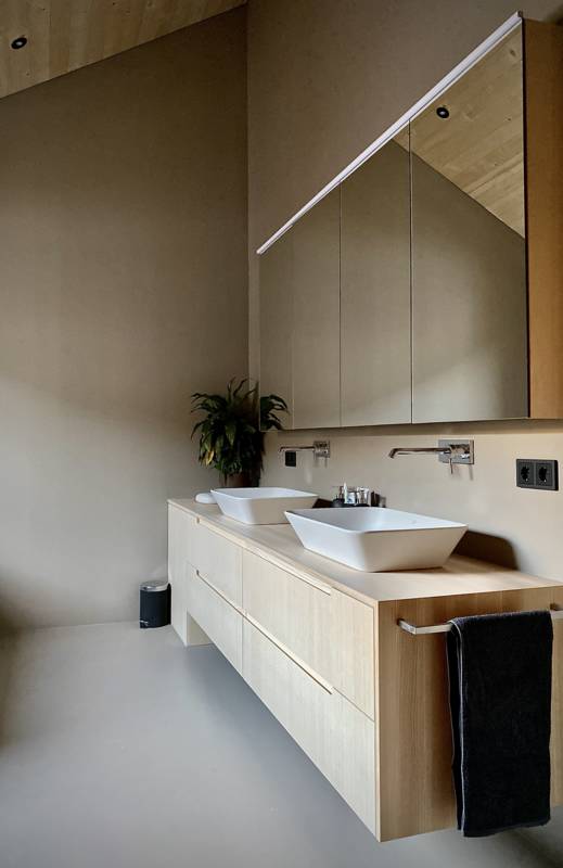 Bad Esche Wäscheabwurf Aufsatzbecken