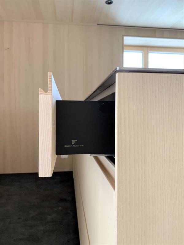 Küche Bregenzerwald Esche hell LAde Schwarz