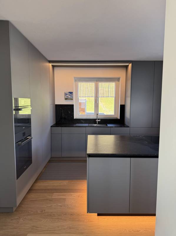 Sockelbeleuchtung Küche, Fenix